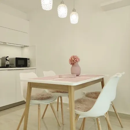 Carbona Emdona Luxury Hotel de apartamente 5*