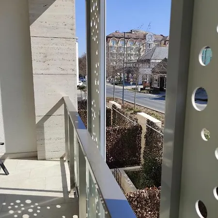 Hotel de apartamente Carbona Emdona Luxury Hévíz