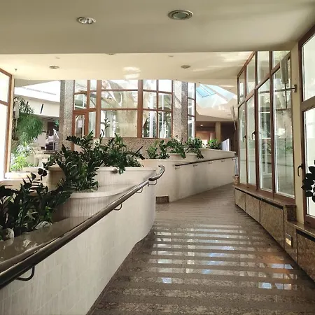 Carbona Emdona Luxury Aparthotel