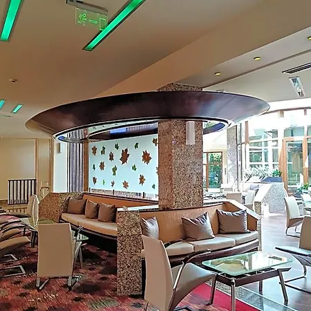 Hotel apartamentowy Carbona Emdona Luxury Héviz