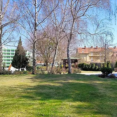 Carbona Emdona Luxury Hotel apartamentowy Héviz