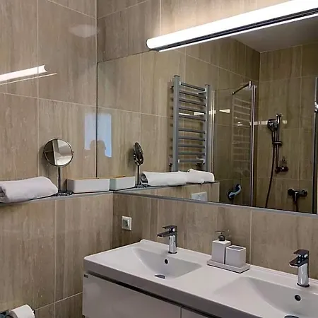 Carbona Emdona Luxury Heviz