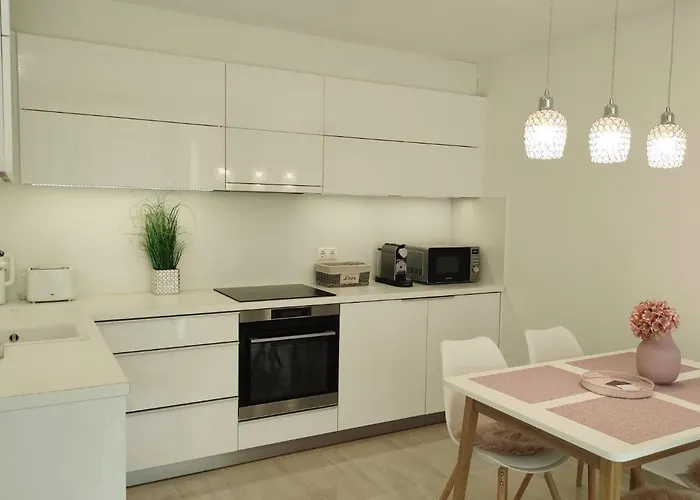아파트호텔 Carbona Emdona Luxury Hévíz