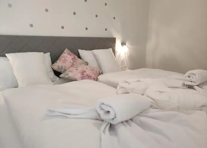 아파트호텔 Carbona Emdona Luxury Hévíz